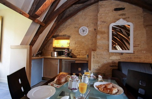 Sarlat-la-Caneda Historic Center Apartment | THE ATTIC OF THE CHAPTER