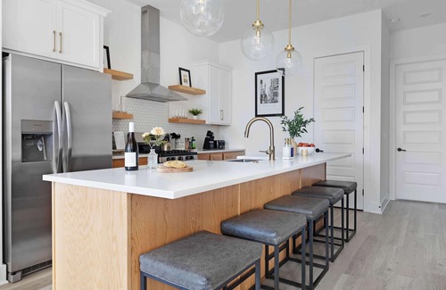 East Nashville House | The Azalea - Walk to Dining & Nightlife, Rooftop!