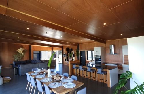 Kaimaumau House | The Bach 825, Kaimaumau, beside Rangaunu Harbour, in the beautiful Far North