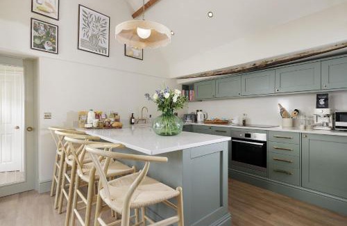 Cirencester House | The Barley Apartment at Cowley House
