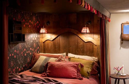 Gooseham House | The Barley Mill