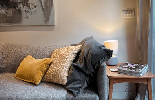 Ford House | The Barn by the beach at The Well House, Climping