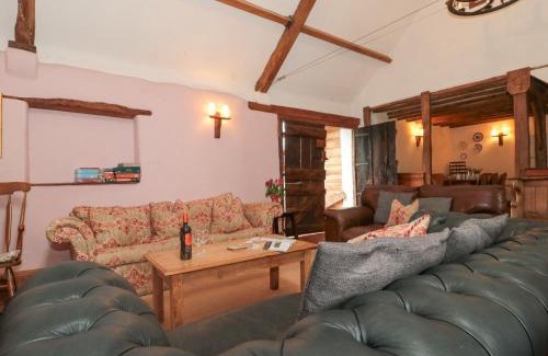 Fiddington House | The Barn