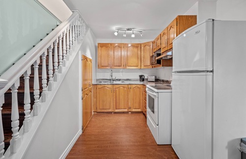 Downtown St. John's House | The Battery Harbour Home, Ocean&City View,Parking