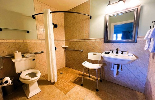 Old Town Hotel | The Bayfront Inn