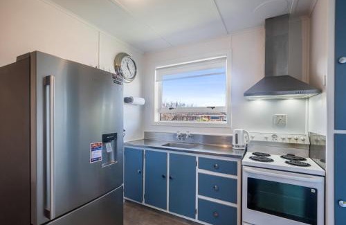 Paraparaumu Beach House | The Beach Base - Paraparaumu Holiday Home