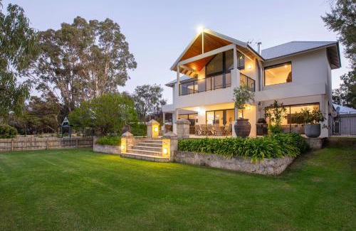 Marybrook House | The Beach Club