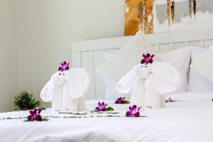 Sam Roi Yot Hotel | The Beach Village Resort