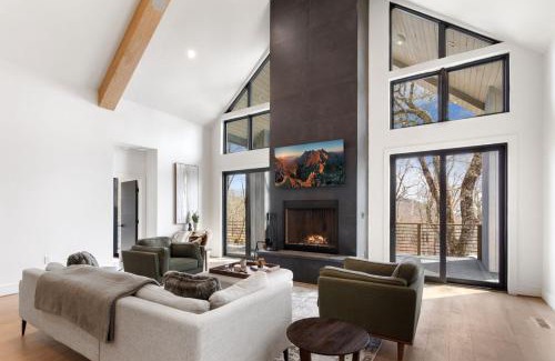 Sugar Mountain House | The Bear At Sugar Mountain