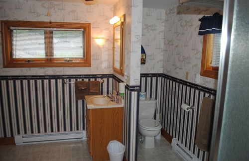 Bayfield Bed & Breakfast | The Best Lake & Town View's -Sleeps 2, King Bed. Private Full Bath with shower.