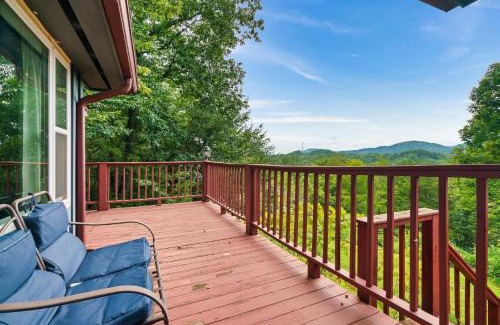 Sevierville House | The Big Easy Cottage