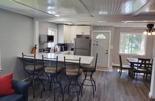 Tomahawk House | The Big House at Somo View Resort