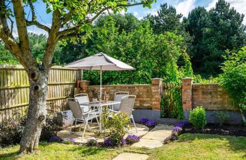 Heworth House | The Birdie