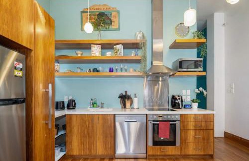 Wellington Apartment | The Birds Nest - Central City Loft