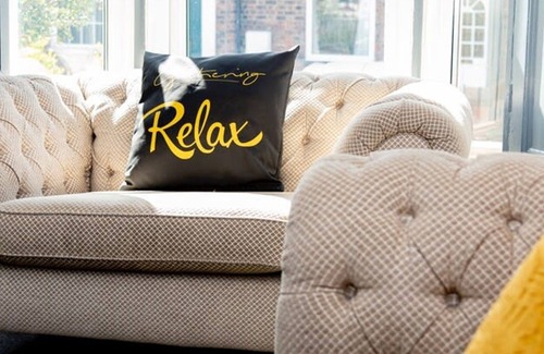 York Apartment | The Bishophill Gathering - Sleeps Up To 12 York