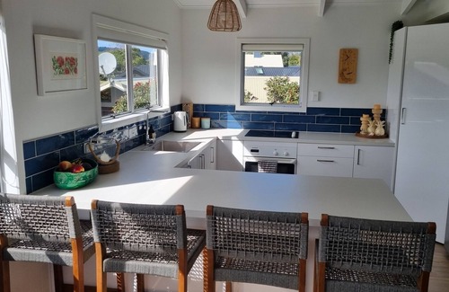 Cooks Beach House | The Black Shack - Cooks Beach Holiday Home
