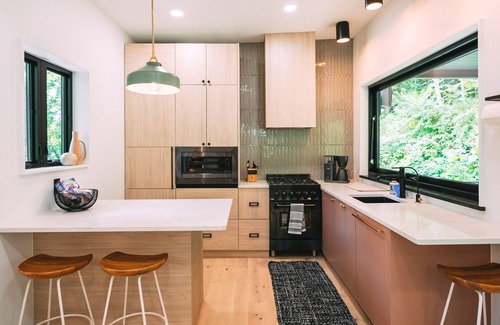 South Bloomingville Cabin | The Block Tower | Hocking Hills