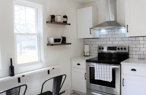 Livingston Manor House | The Blue House Catskills