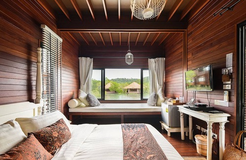 Ranong Hotel | The Blue Sky Resort Koh Payam