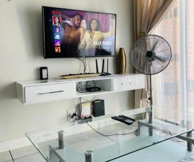 Tshwane Apartment | The Blyde Crystal Lagoon 1402