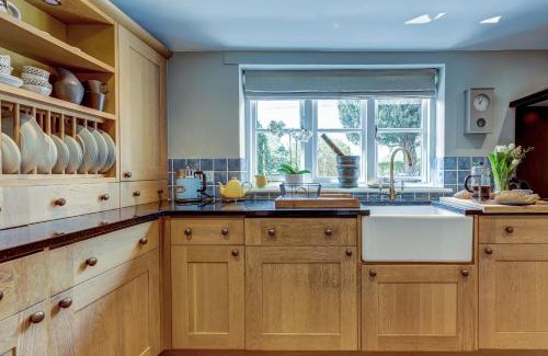 Nuneham Courtenay House | The Bolthole