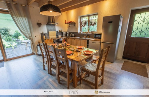 Gedre Ski Chalet | The Bordarriben Sauna and Spa