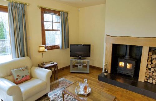 Lanark House | The Bothy