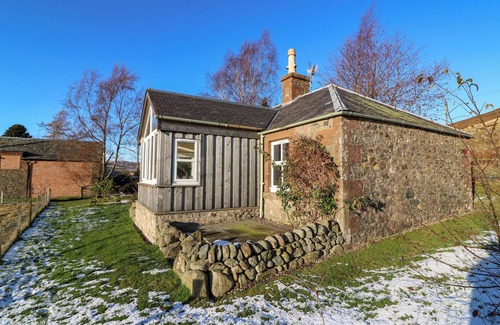 Kirriemuir Cottage | The Bothy