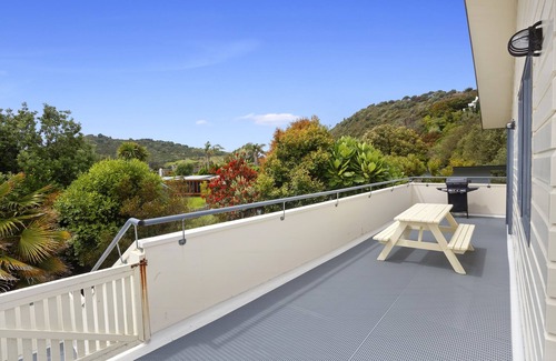 Bowentown House | The Bowentown Bach - Waihi Beach Unit