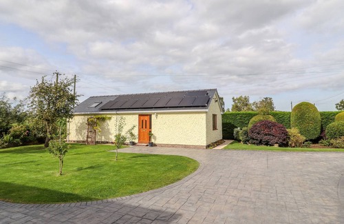New Broughton Cottage | The Brambles