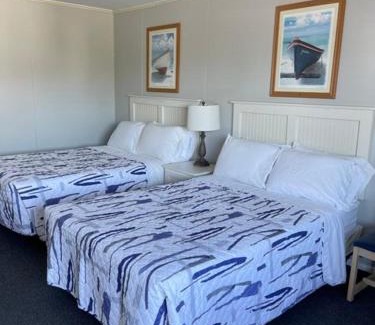Topsail Beach Hotel | The Breezeway Motel & Resturant
