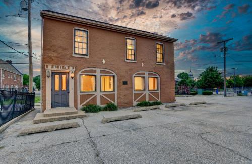 Springfield Apartment | The Bressmer