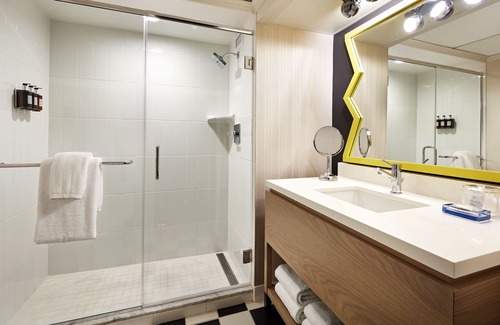 Civic Core Hotel | The Bristol Hotel San Diego