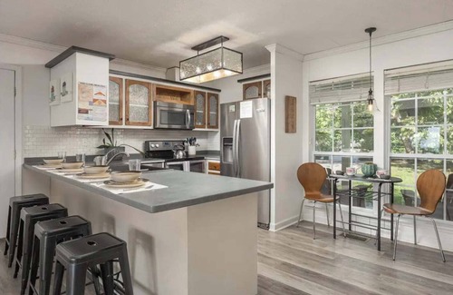 Lookout Mountain House | The Brow House with stunning views!