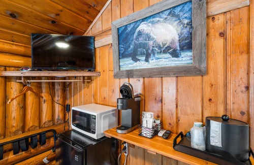 West Yellowstone Hotel | The Bucking Moose