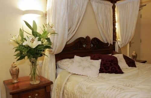 Shrewsbury Hotel | The Bull Inn