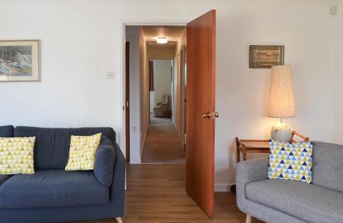 Topsham House | The Bungalow