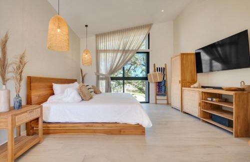 Playa Flamingo Apartment | The Bungalows #8 - Boutique Hotel in Flamingo Beach - Top Level Studio