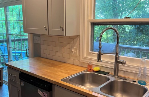 Sharpsburg Cabin | The Burrow at Burr Oak - 3 BR 2 Bath Perfect Getaway Cabin