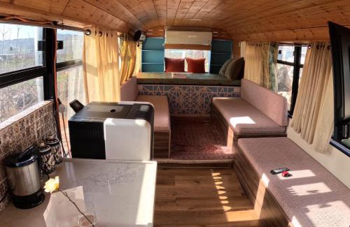 Masade Apartment | The Bus