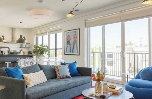 Historic Edgefield Apartment | The Carter by AvantStay – Spacious Stay Near Downtown