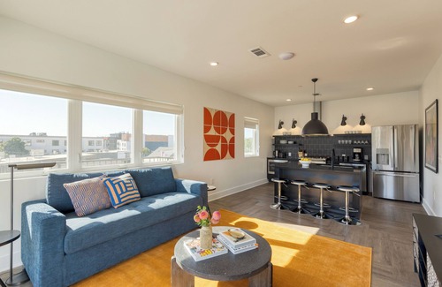 Historic Edgefield Apartment | The Carter by AvantStay – Spacious Stay Near Downtown