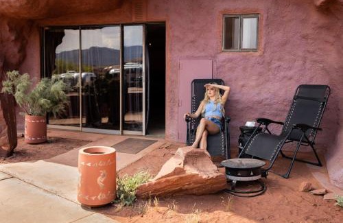 Moab Other | The Caves at Moab - At Private Riverside Ranch