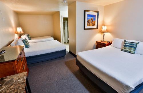 St. George Hotel | The Chalet