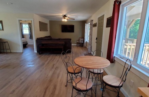 Hardin County House | The Chestnut Home by Garden of the Gods in the Shawnee National Forest