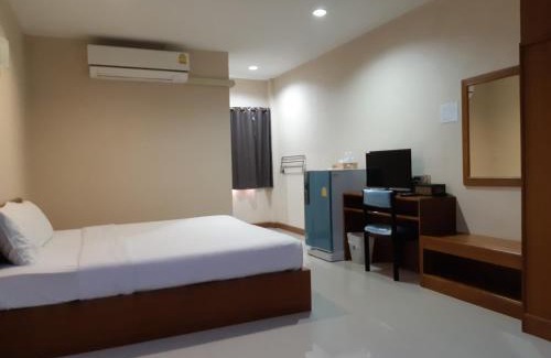 Tha Muang Resort | The Chill House