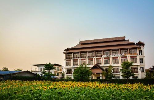 Chom Thong Hotel | The Choice Hotel - Adults Only