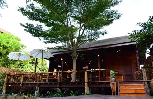 Chom Thong Hotel | The Choice Hotel - Adults Only