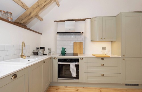 Crediton Cottage | The Cider Barn is a beautiful, three-bedroom, rural retreat.