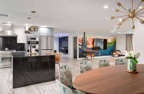 Camelback East House | The Claremont: Chic Luxe, Putting Green & Pool